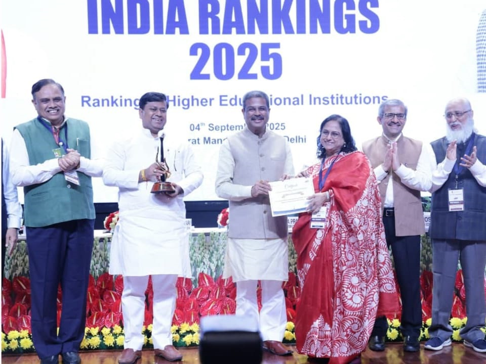 एनआईआरएफ रैंकिंग 2025 में इग्नू को पहला स्थान